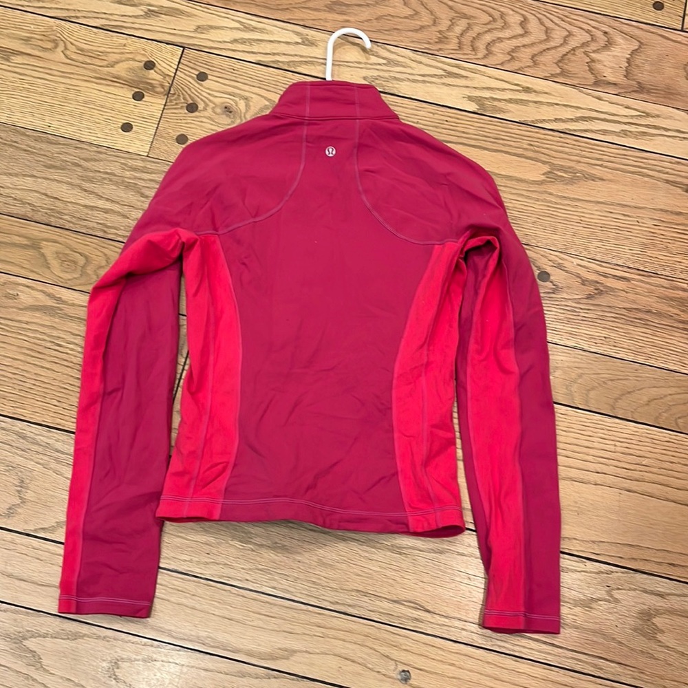 Lululemon Shape Up Jacket. Size 6.